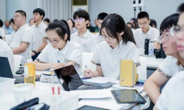 让前沿观点碰撞将为整个学术季的系列研讨拉开精彩前奏